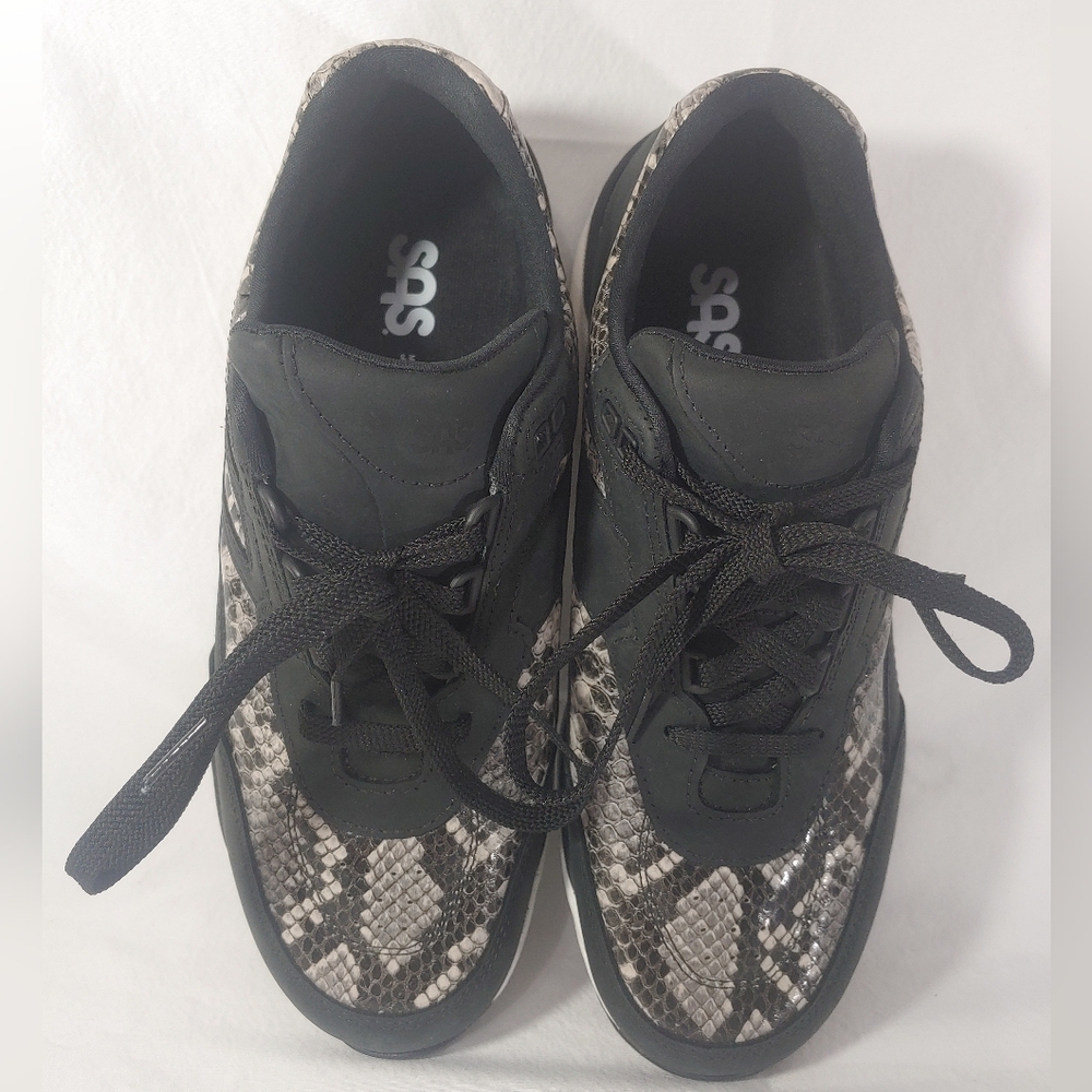 NWOT SAS Journey II Mamba/Black Snakeskin Pattern Genuine Leather Upper Men's 9